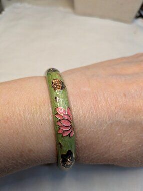 Vintage Jin Long Xing Mint Green Cloisonné Lotus Hinged Bangle Bracelet